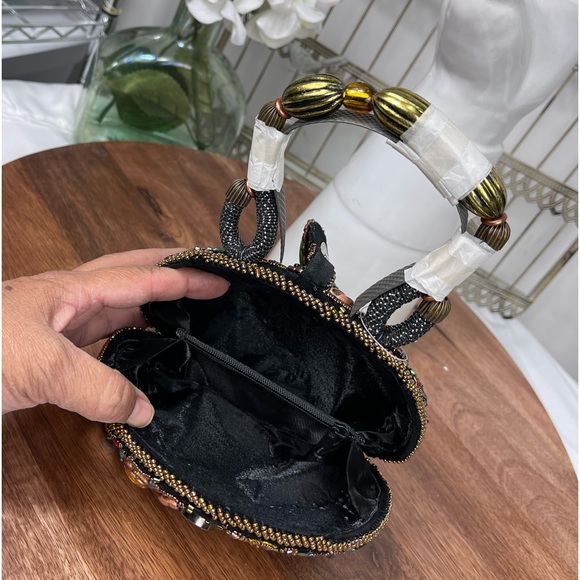 New.MR mini beaded clutch bag. - Picture 8 of 8